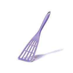 Lāpstiņa ar caurumiem...