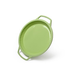 Round cake pan with handles...