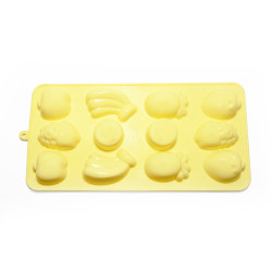 12 cups ice cube and...