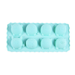 8 cups ice cube and...