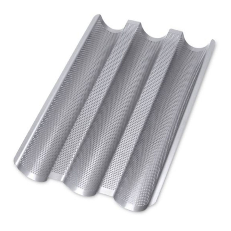 Perforuota bageto forma 37x24cm