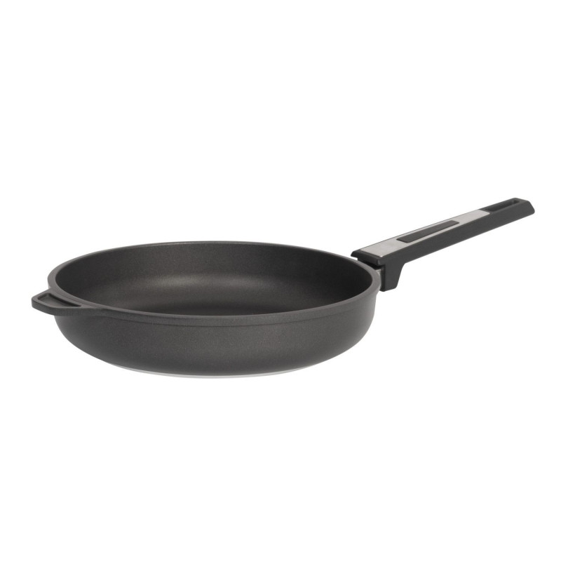 Pan with coating D24cm h-5.5cm