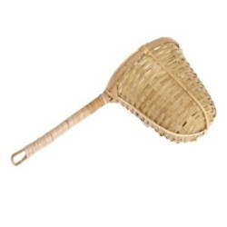 Bamboo tea strainer with 1...
