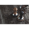 Tampis Coffee с деревянной ручкой, 58 мм, изготовлен в LV, (доступно 2 кр.)