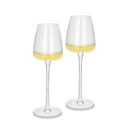Set of white wine glasses...