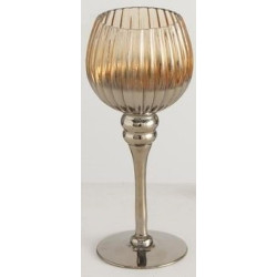 MINOU SVEČTURIS UZ LEG...