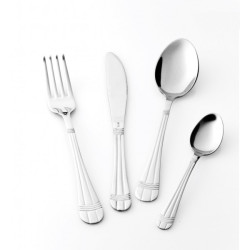 Galda piederumu komplekts...