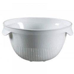 KITCHEN ESSENTIALS Colander...