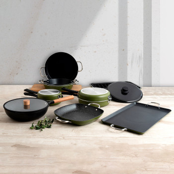 Pajaroa Vorm Kaanega Quid Naturalia Must Metall 28 cm Kaanega Hautised