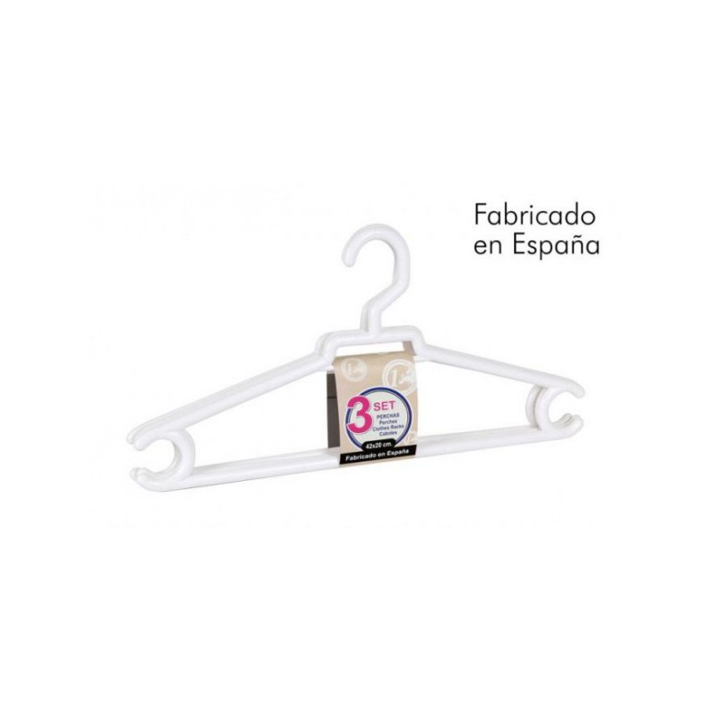 Pakabos rūbams plast. 42*20cm 3vnt.