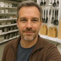 Alex Taylor Kitchenware  Equipment Expert